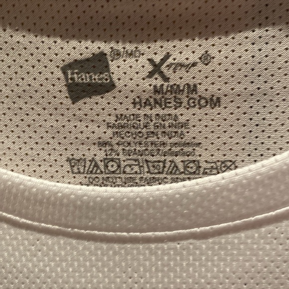 Hanes lightweight mesh top - Picture 3 of 4